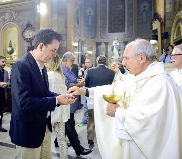 O prefeito Paulo Serra, de Santo André, e o bispo diocesano, Dom Pedro Cipollini