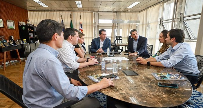 Reunião Goodman e prefeito Paulo Serra - Foto - Alex Cavanha_PSA (6)